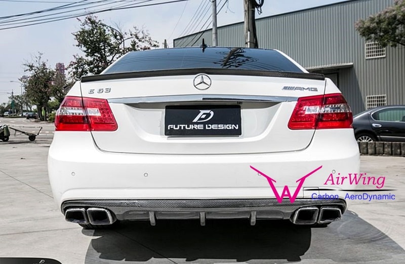 Mercedes-Benz W212 Pre Facelift- VORSTEINER carbon Diffuser 01